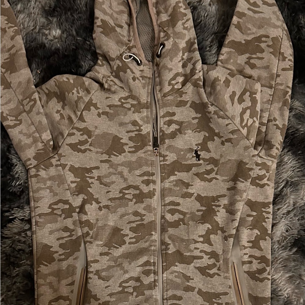 Camouflage Zip-Up Hoodie